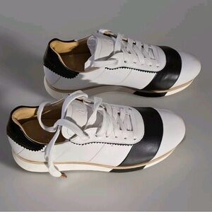 Stylish Black and White Women's Sneakers